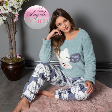 Пухкаво домашно облекло от...